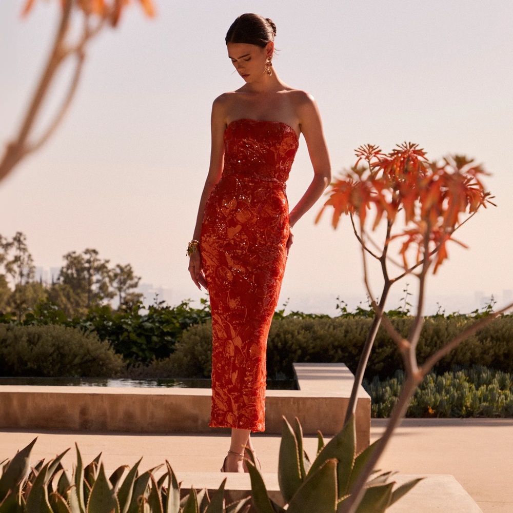 HELSI Leslie Pattern Sequin Strapless Gown